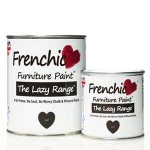 Chien Blanc Interiors: Furniture Paint - Loof (true black). Photo shows 750ml tin and 250ml tin.